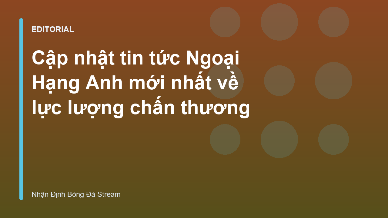 Cầu thủ bóng đá đang được chăm sóc y tế trên sân cỏ